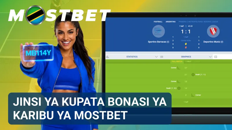 Mtu anakamilisha fomu ya kujisajili ya MostBet kupitia kompyuta mpakato.